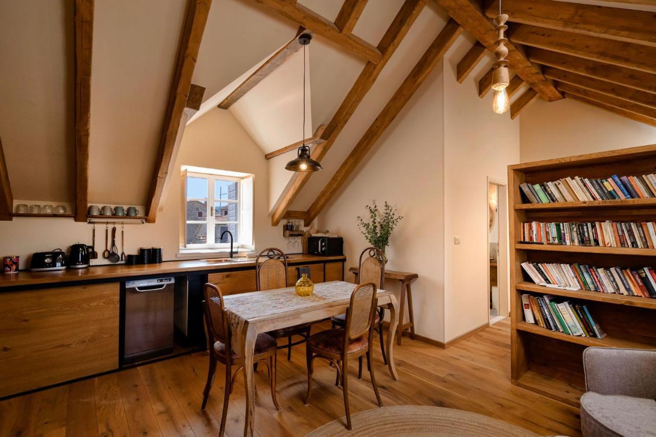 Town House Rosario Guest house